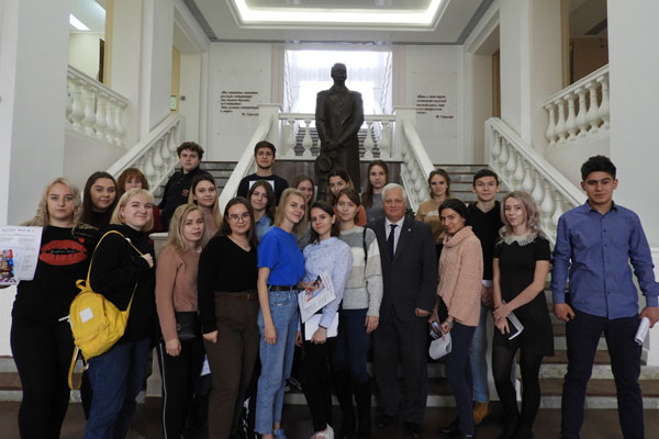 СТУДЕНТЫ РЯЗГМУ НАПИСАЛИ «БОЛЬШОЙ ЭТНОГРАФИЧЕСКИЙ ДИКТАНТ»