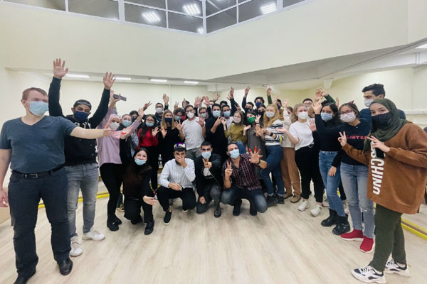 LE CLUB DES LANGUES ATTENDS LES NOUVEAUX AMIS