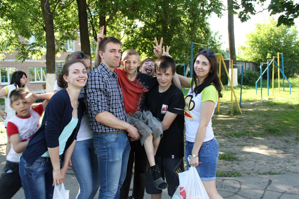 Наши волонтеры приняли участие во Всероссийской акции «Добровольцы-детям»