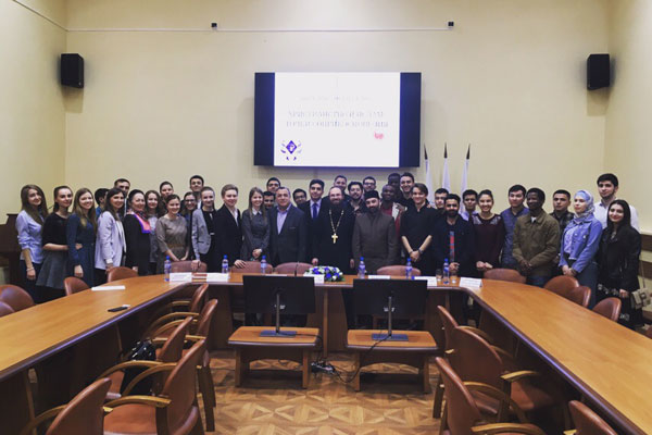 LES POINTS DE CONTACT SONT TROUVÉS,  LES VECTEURS DU DÉVELOPPEMENT DU DIALOGUE SONT TRACÉS