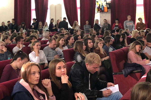 Встреча представителей Ефремовской районной больницы имени А.И. Козлова со студентами выпускных курсов и ординаторами 