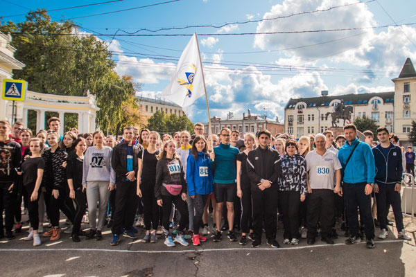 В минувшее воскресенье студенты и сотрудники РязГМУ пробежали по маршруту «Рязанской Соборной версты»