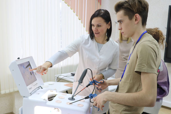 ЛИПЕЦКИЕ ШКОЛЬНИКИ ПОЗНАКОМИЛИСЬ С РЯЗГМУ