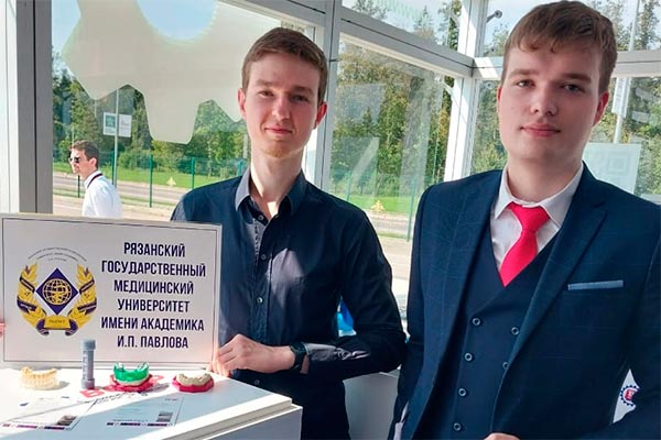 На международном форуме «Армия-2023»