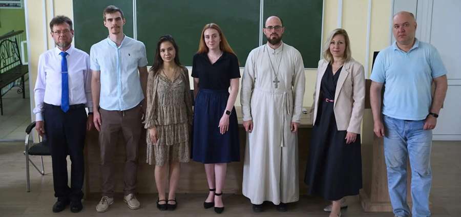 В  РЯЗАНСКОМ МЕДИЦИНСКОМ УНИВЕРСИТЕТЕ СОСТОЯЛСЯ КРУГЛЫЙ СТОЛ НА ТЕМУ «АКТУАЛЬНЫЕ ПРОБЛЕМЫ СОВРЕМЕННОЙ БИОЭТИКИ И ИХ ХРИСТИАНСКОЕ ОСМЫСЛЕНИЕ»