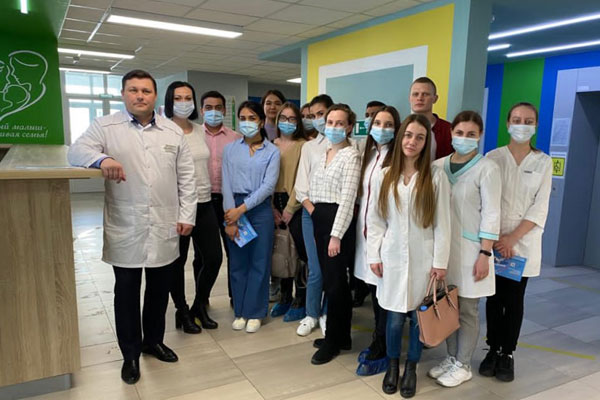 СТУДЕНТЫ РЯЗГМУ ПОСЕТИЛИ ТУЛЬСКУЮ ДЕТСКУЮ БОЛЬНИЦУ