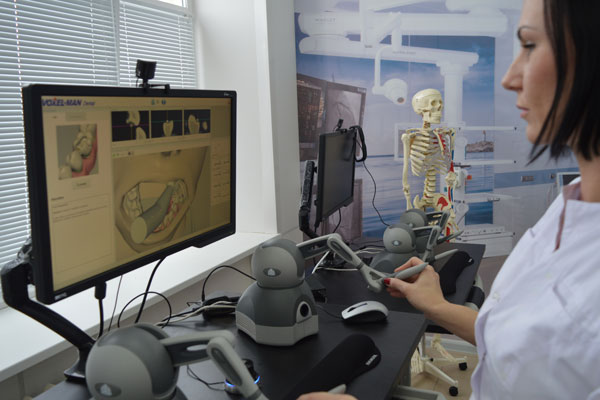 В Центре симуляционного обучения появились новые современные роботы 