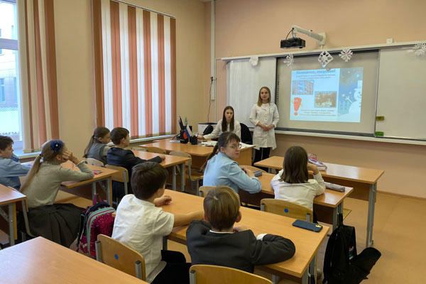 СТУДЕНТЫ ПРОВОДЯТ УРОКИ ЗДОРОВЬЯ