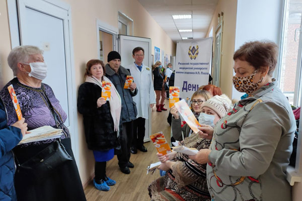 ВРАЧИ РЯЗГМУ ПОСЕТИЛИ РЫБНОВСКИЙ РАЙОН