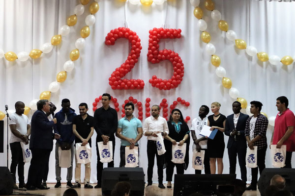 FACULTY OF INTERNATIONAL STUDENTS CELEBRATES ITS 25TH ANNIVERSARY