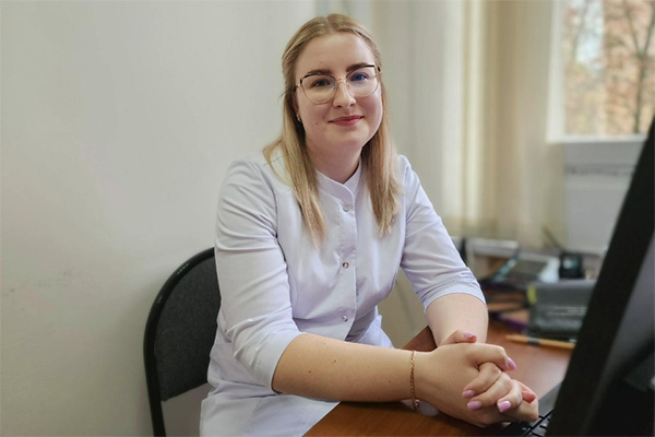 НОВЫЙ ВРАЧ В ПОЛИКЛИНИКЕ № 2 ЕГОРЬЕВСКА - ВЫПУСКНИЦА РЯЗГМУ ЛЮДМИЛА ГРИНИНА