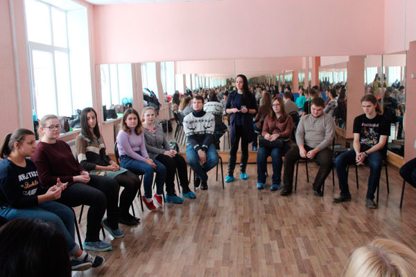 СЕМИНАР-ТРЕНИНГ, ПОСВЯЩЁННЫЙ ПОМОЩИ ЛЮДЯМ С ОГРАНИЧЕННЫМИ ВОЗМОЖНОСТЯМИ  