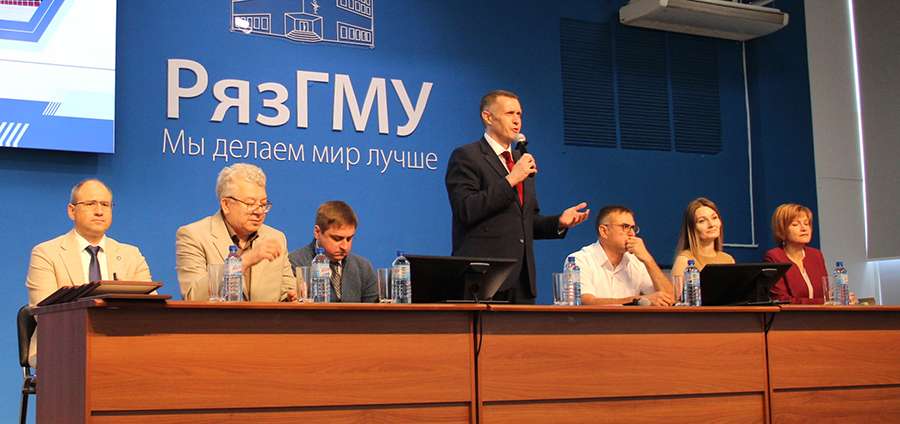 В РЯЗГМУ ОТМЕТИЛИ ПРЕПОДАВАТЕЛЕЙ, УДОСТОЕННЫХ УЧЁНОГО ЗВАНИЯ ДОЦЕНТА