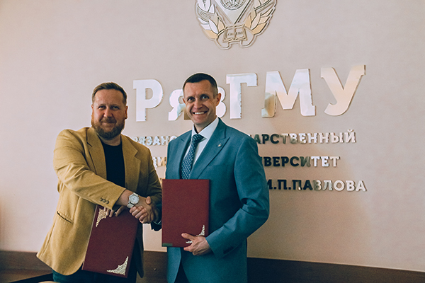 МЕДИЦИНА И ТЕХНОЛОГИИ: РЯЗГМУ ЗАКЛЮЧИЛ СОГЛАШЕНИЕ С ПРОМЫШЛЕННЫМ ПАРТНЁРОМ