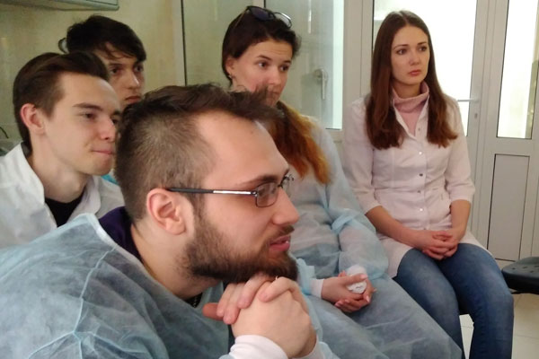 СТАРОСТА СТУДЕНЧЕСКОГО КРУЖКА КАФЕДРЫ ГИСТОЛОГИИ, ПАТОЛОГИЧЕСКОЙ АНАТОМИИ И МЕДИЦИНСКОЙ ГЕНЕТИКИ ЗАВОЕВАЛ ПЕРВОЕ МЕСТО НА НАУЧНОЙ КОНФЕРЕНЦИИ В ТОМСКЕ