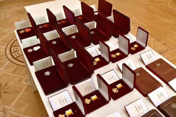 СОТРУДНИКАМ РЯЗГМУ ПРИСВОЕНЫ ПОЧЕТНЫЕ ЗВАНИЯ