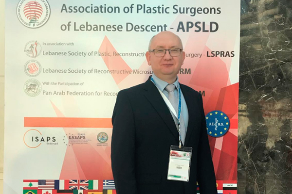 ПРЕПОДАВАТЕЛЬ РЯЗГМУ ПРОВЕДЕТ ПОКАЗАТЕЛЬНУЮ ОПЕРАЦИЮ НА МЕЖДУНАРОДНОМ КОНГРЕССЕ