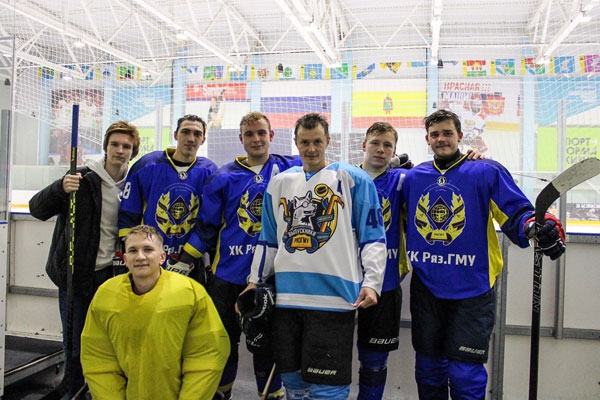 МАТЧ ЗВЁЗД НА ЛЬДУ !