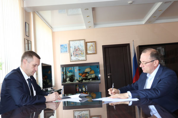 РЯЗГМУ И ООО «ЯДЕРНЫЕ МЕДИЦИНСКИЕ ТЕХНОЛОГИИ» ПОДПИСАЛИ ДОГОВОР О СОТРУДНИЧЕСТВЕ