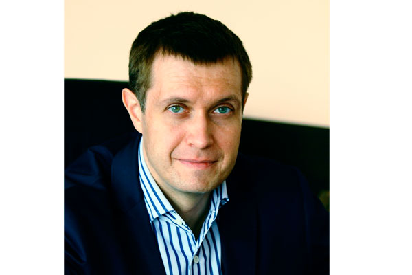 Поздравление ректора РязГМУ Романа Евгеньевича Калинина с Днем российского студенчества 