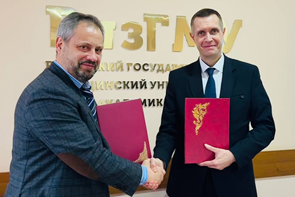 ПОДПИСАНО СОГЛАШЕНИЕ О СОТРУДНИЧЕСТВЕ МЕЖДУ РЯЗГМУ И КЛИНИЧЕСКИМ САНАТОРИЕМ «ПРИОКСКИЕ ДАЛИ»