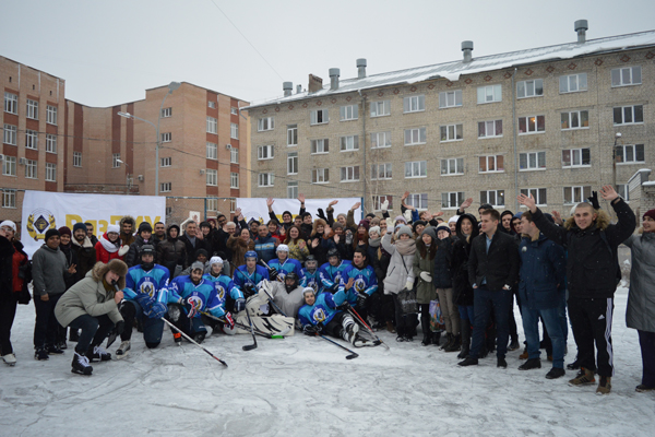 В медгородке открылся каток