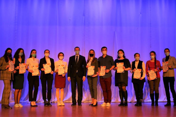 RECTOR PRAISED RSMU VOLUNTEERS