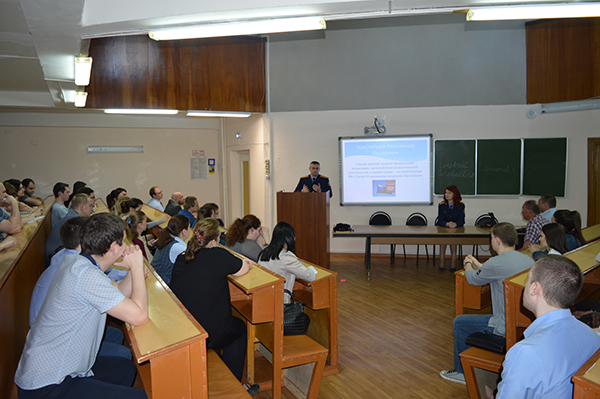 В РязГМУ состоялась лекция о противодействии коррупции