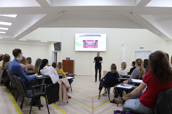 В РЯЗГМУ СОСТОЯЛСЯ СЕМИНАР ПО ВОПРОСАМ ОРТОДОНТИИ