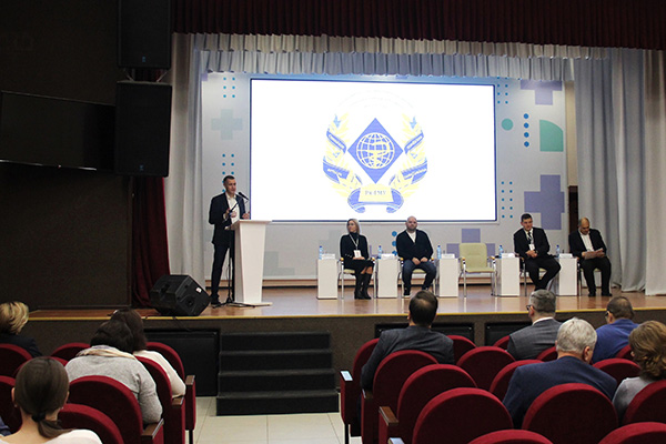 РЯЗАНСКИЙ КАРДИОЛОГИЧЕСКИЙ КОНГРЕСС: ОБСУЖДЕНИЕ АКТУАЛЬНЫХ ВОПРОСОВ И НОВЫХ ПРОЕКТОВ