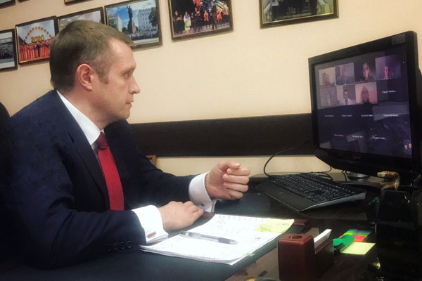 РАЗВИВАЯ ОБРАЗОВАНИЕ