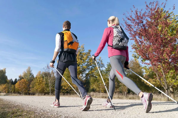 ПРИГЛАШАЕМ НА СКАНДИНАВСКУЮ ХОДЬБУ