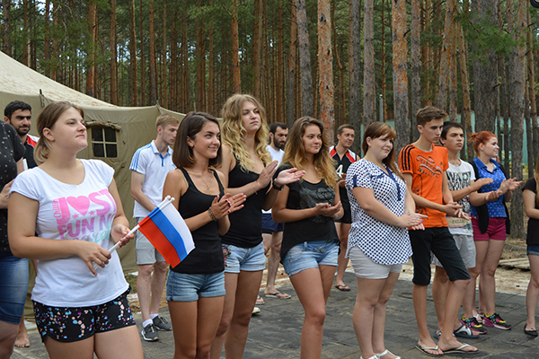 В РязГМУ отметили День государственного флага