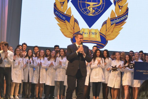 ПОСВЯЩЕНИЕ В СТУДЕНТЫ