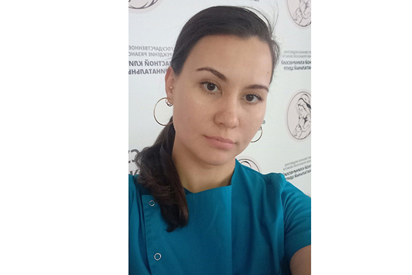 МЕДСЕСТРА В ЛУГАНСКОМ ГОСПИТАЛЕ