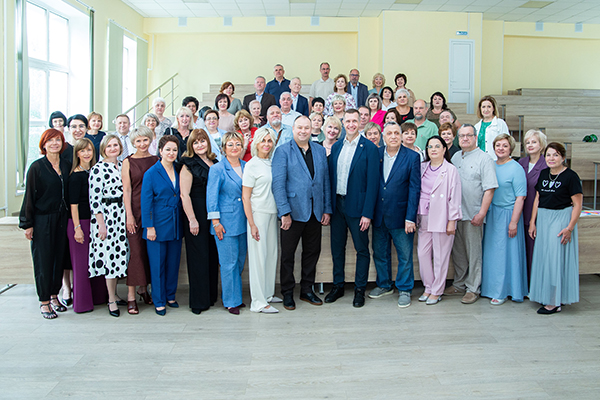 35 ЛЕТ СПУСТЯ — ВСТРЕЧА ВЫПУСКНИКОВ В РЯЗГМУ