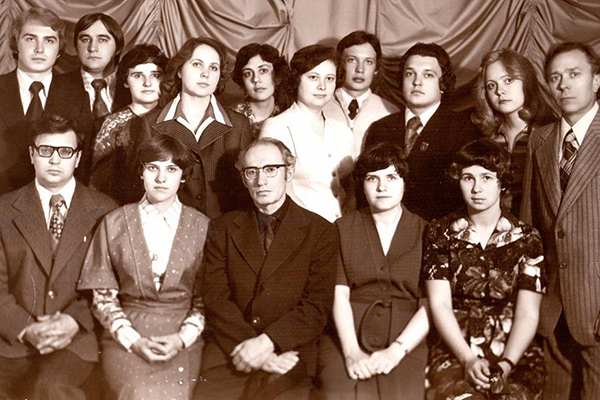 К ЮБИЛЕЮ РЯЗГМУ ВЫПУСКНИКИ ВУЗА ВСПОМИНАЮТ УЧИТЕЛЕЙ