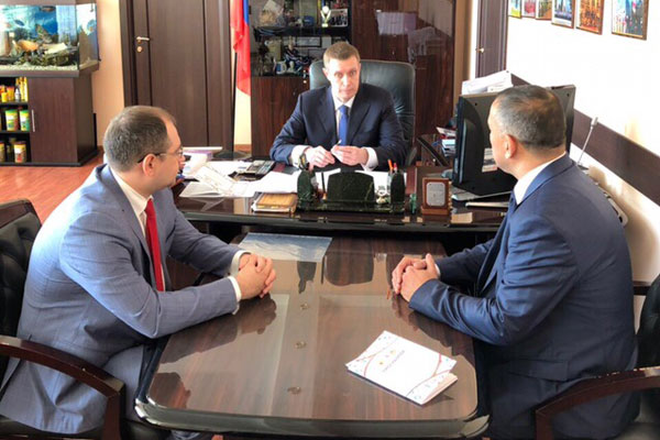 Расширение контактов с Узбекистаном