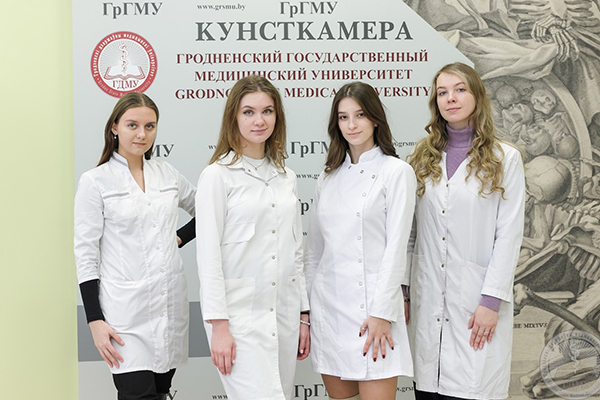 АКАДЕМИЧЕСКАЯ МОБИЛЬНОСТЬ: ДРУЖЕСКИЕ КОНТАКТЫ И НАСЫЩЕННАЯ УЧЕБА