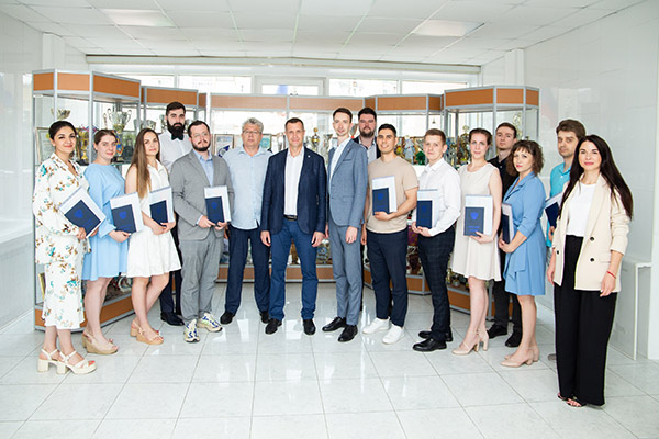 ВЫПУСК АСПИРАНТОВ, ОСВОИВШИХ ПРОГРАММЫ ПОДГОТОВКИ НАУЧНО-ПЕДАГОГИЧЕСКИХ КАДРОВ